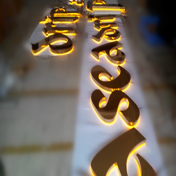 Custom Laser Cutting 3D Titanium LED Backlit Signage Stainless Steel Letter