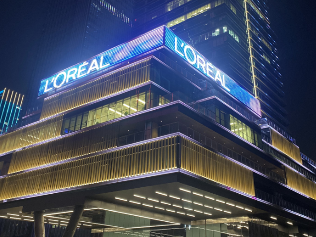 LOREAL Building Sign